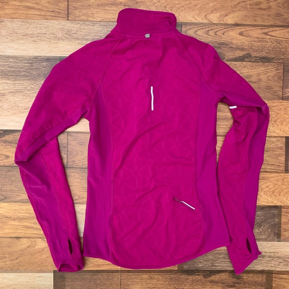 Nike Run Element Half Zip Women's Top - Picture 2 of 8